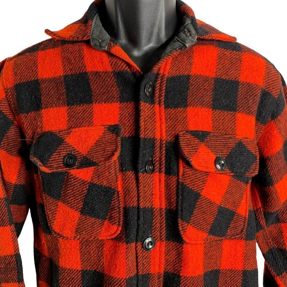 Vintage Mens 50s Wool Shirt Jacket S Red Buffalo Plaid Button Up Pockets Shacket